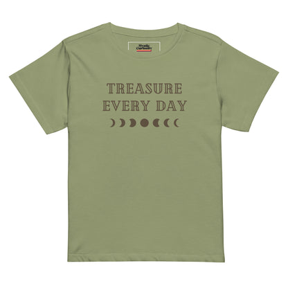 'Treasure Every Day' Women’s high-waisted t-shirt